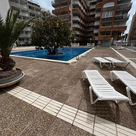 Apartamento A 3 Minutos De La Playa 살루 외부 사진