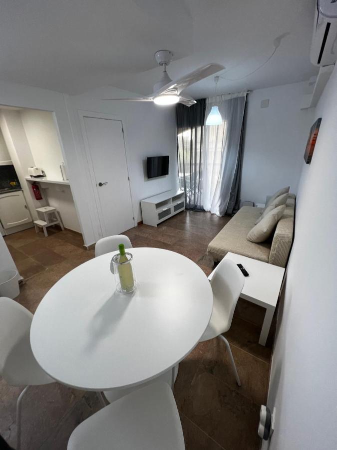 Apartamento A 3 Minutos De La Playa 살루 외부 사진
