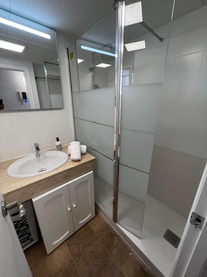 Apartamento A 3 Minutos De La Playa 살루 외부 사진