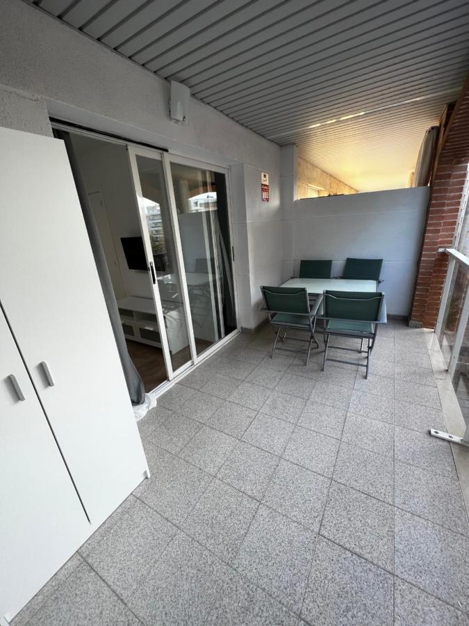 Apartamento A 3 Minutos De La Playa 살루 외부 사진